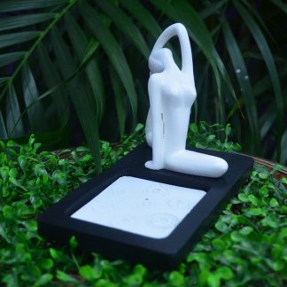 Incensário Relevo Yoga Mod E 16cm Resina Porta Incenso Vareta